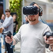 Отдых сотрудников в центре разработки Тензор Ярославль: виртуальная реальность.